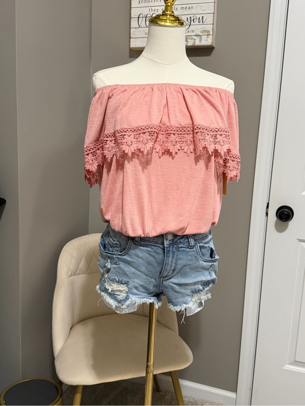 paper tee Pink Off-Shoulder Lace Trim Camisole